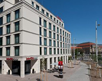 Internos books into Leipzig hotel