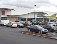 Three fashion retailers sign at Bentley Bridge