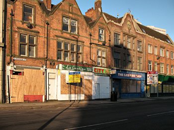 Store closures outpace openings in 2011