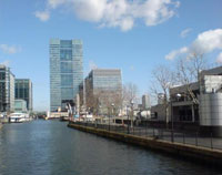 Canary Wharf dev may be slowed down