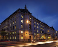 Perella to sell 33 Grosvenor Place