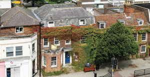Old-House-Brentwood-570px