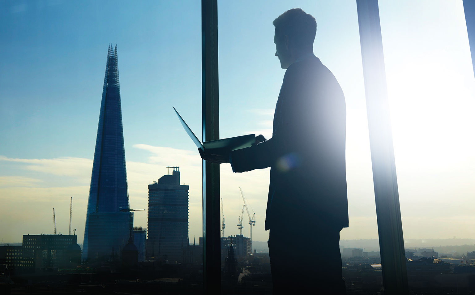Shard-man-with-laptop
