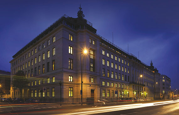 33-Grosvenor-Place-W1