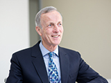 Crown Estate chairman steps down