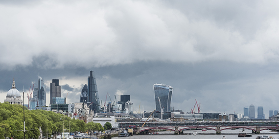 storm over London 