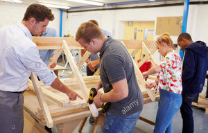 The building industry wants young people to be encouraged to take up apprenticeships