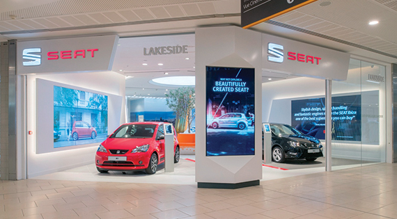 Seat-lakeside-570px