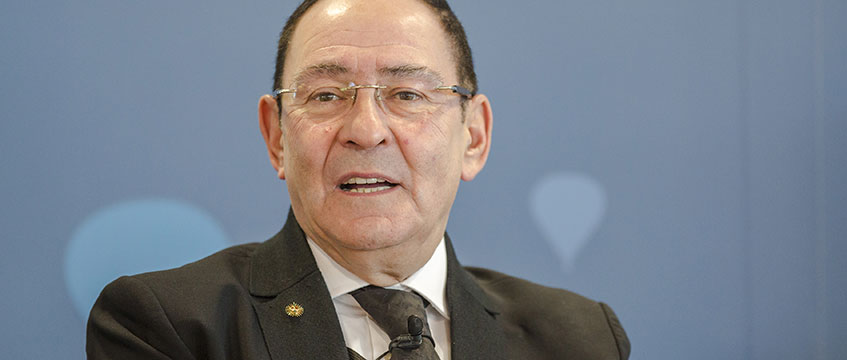 Sir-Howard-Bernstein