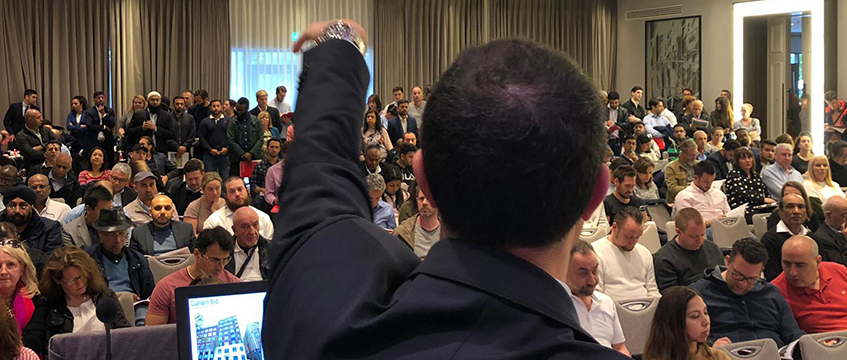 Auction sales volumes up for first time since April