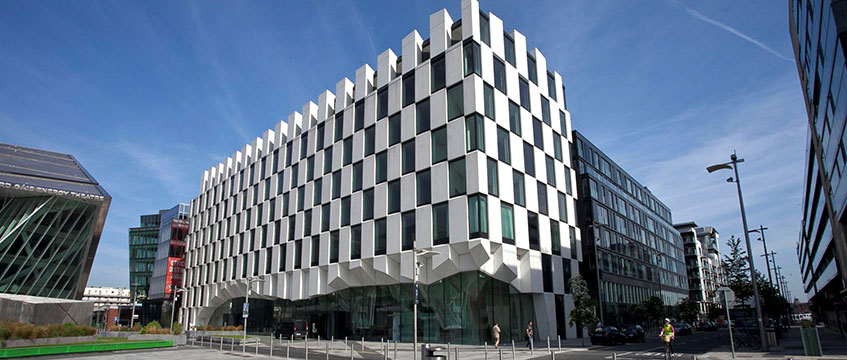 Dublin hotel up for sale for €125m