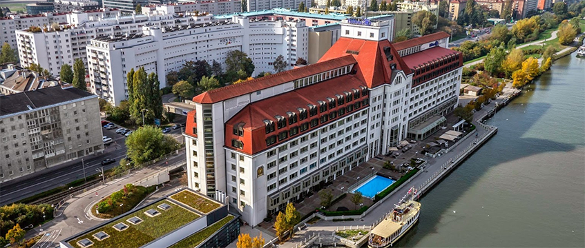 AXA Investment Managers buys $531m European hotels portfolio