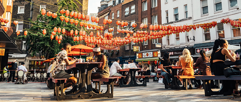 Shaftesbury preps 3,000 al fresco dining seats for lockdown lifting