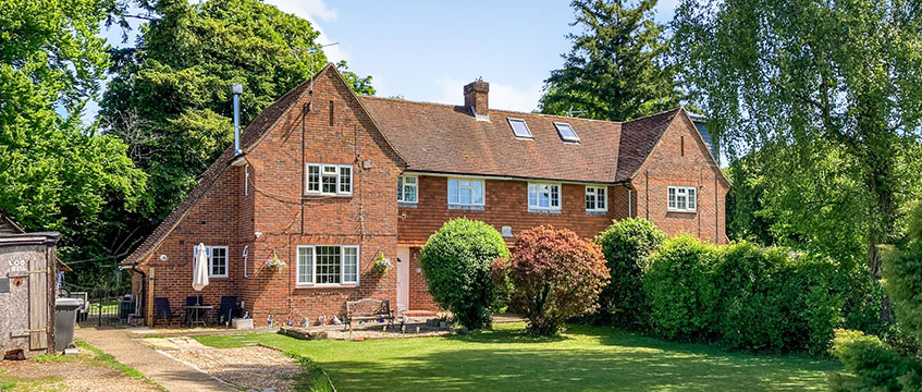 Savills announces biggest auction catalogue in four years