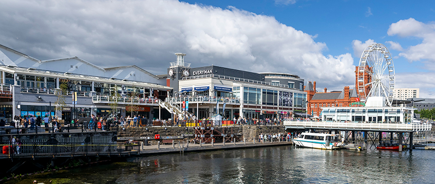 Giggling Squid joins Cardiff Bay’s waterfront community