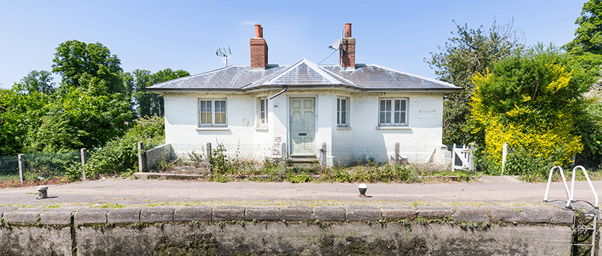 Savills releases June auction catalogue