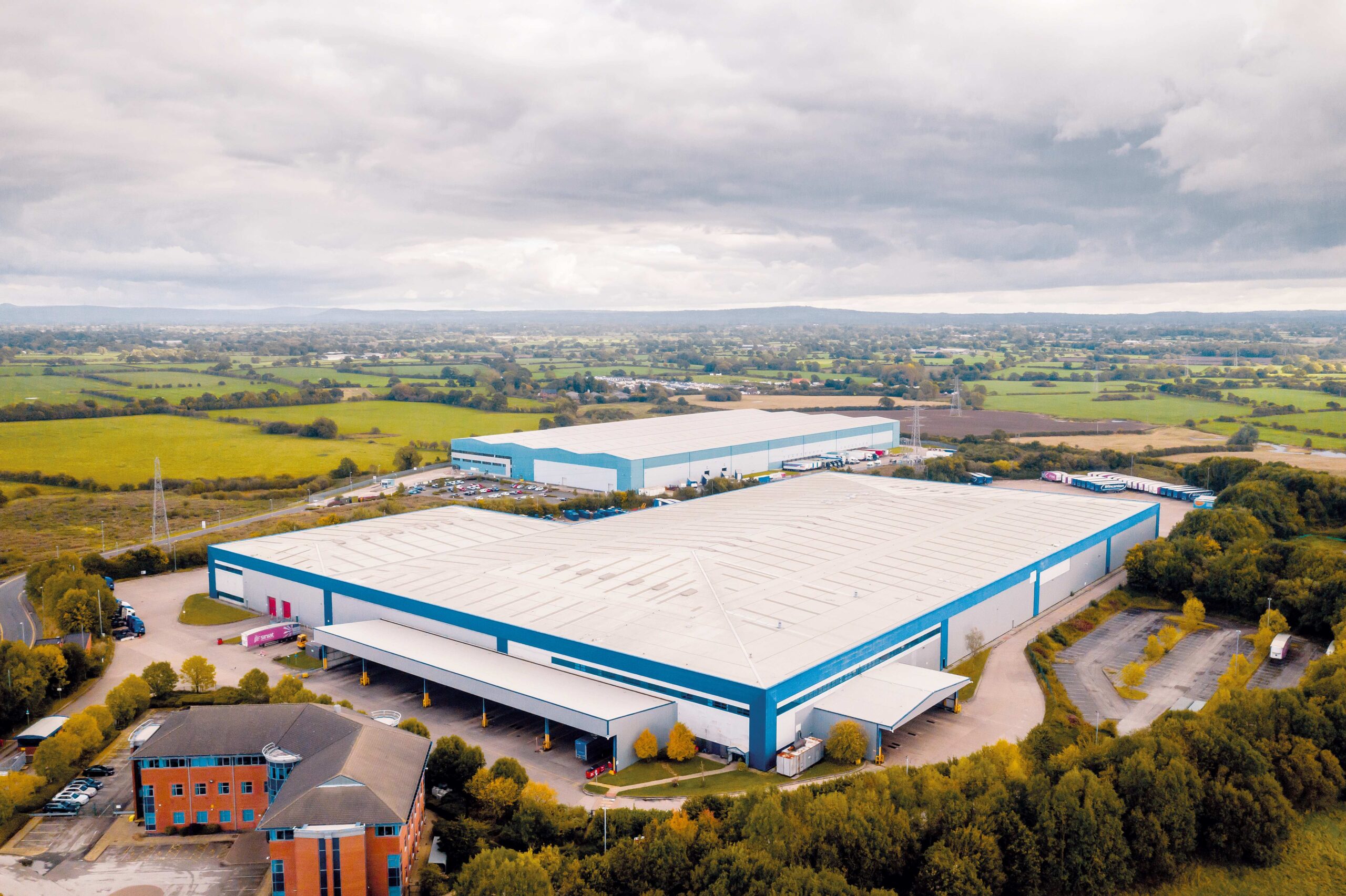 Warehouse REIT re-signs tenant at Middlewich logistics facility