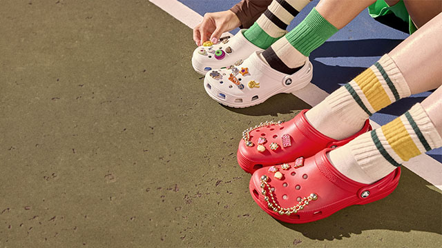 Crocs steps into London outlet market with LDO store